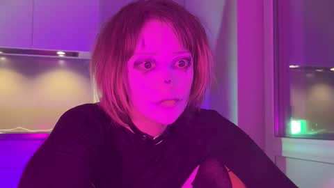 Snapshot of rickisanchez chatting on 03.13.26 RickiSanchez online show from 03.13.26