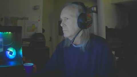 Snapshot of rickl56 chatting on 12.21.25 rickl56 online show from 12.21.25