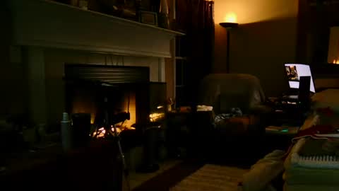 PINK HOLE TWINK online show from 12.19.24