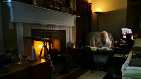 PINK HOLE TWINK online show from 01.19.25