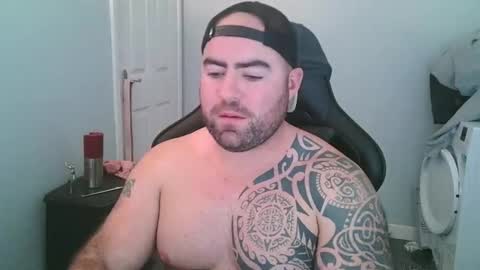 Snapshot of ricky1991j chatting on 11.10.25 ricky1991j online show from 11.10.25