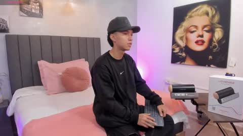 Ricky Backus online show from 02.11.25