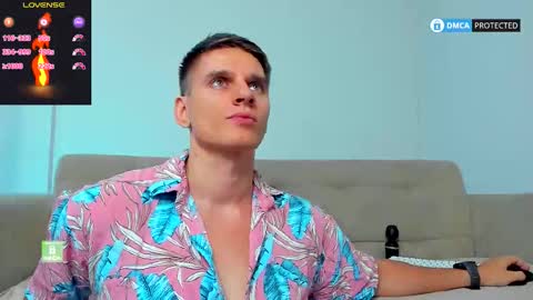 Snapshot of ricky_boltin chatting on 11.16.25 Ricky online show from 11.16.25