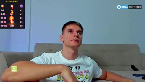 Snapshot of ricky_boltin chatting on 11.18.25 Ricky online show from 11.18.25