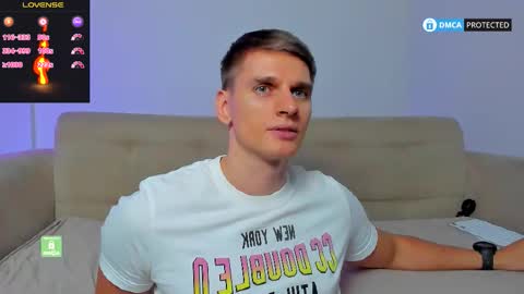 Snapshot of ricky_boltin chatting on 11.25.25 Ricky online show from 11.25.25