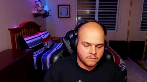 Snapshot of rickyj1012 chatting on 03.03.25 Ricky online show from 03.03.25