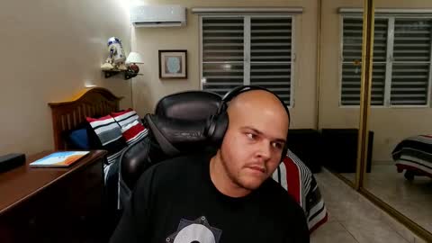 Snapshot of rickyj1012 chatting on 10.22.25 Ricky online show from 10.22.25