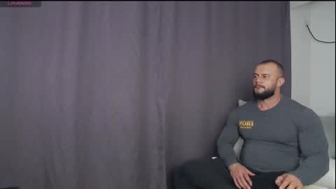 Snapshot of rickymiami1 chatting on 09.30.25 rickymiami1 online show from 09.30.25