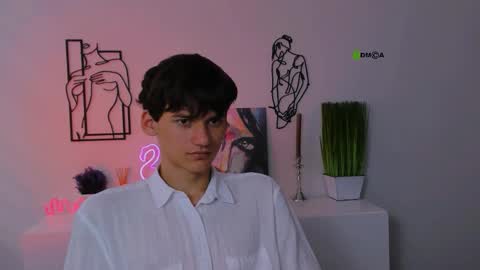 Snapshot of rico_steel chatting on 10.07.25 Rico online show from 10.07.25