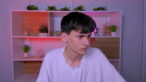 Snapshot of rico_steel chatting on 10.25.25 Rico online show from 10.25.25