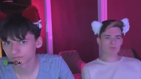 Snapshot of rico_steel chatting on 11.18.25 Rico online show from 11.18.25