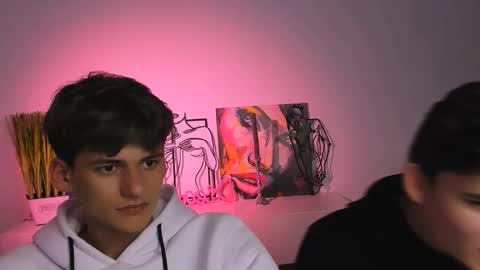 Snapshot of rico_steel chatting on 12.04.25 Rico online show from 12.04.25