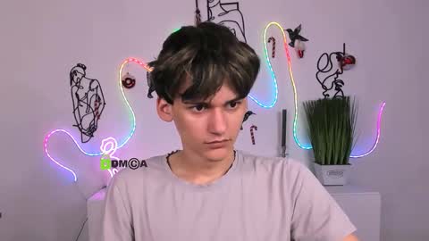 Snapshot of rico_steel chatting on 01.13.26 Rico online show from 01.13.26