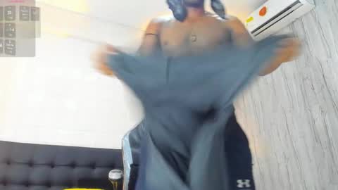 RicoBrowm online show from 01.18.25