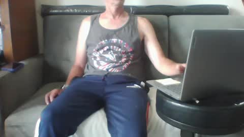 ridemehigh1 online show from 09.12.25