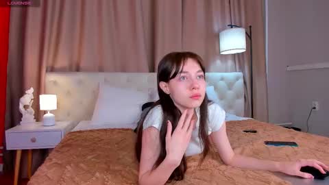 rihanna_walker online show from 09.15.25