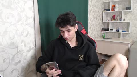 Snapshot of rik_and chatting on 12.04.24 Rick online show from 12.04.24