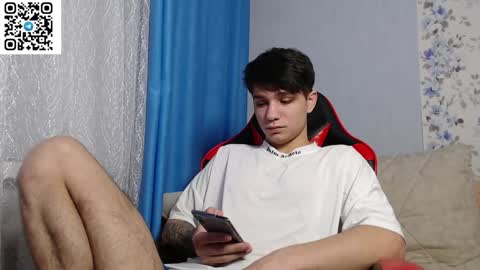 Snapshot of rik_and chatting on 12.15.24 Rick online show from 12.15.24