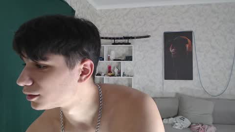 Snapshot of rik_and chatting on 12.17.24 Rick online show from 12.17.24