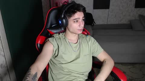 Snapshot of rik_and chatting on 01.21.25 Rick online show from 01.21.25