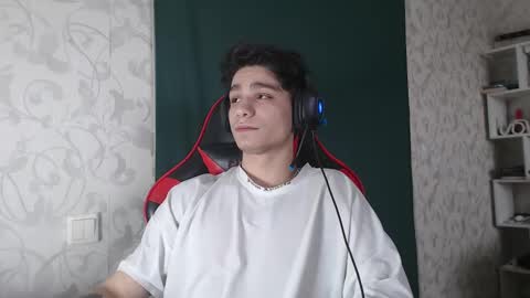 Snapshot of rik_and chatting on 02.12.25 Rick online show from 02.12.25