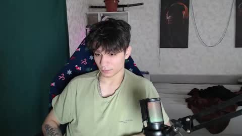 Snapshot of rik_and chatting on 03.01.25 Rick online show from 03.01.25