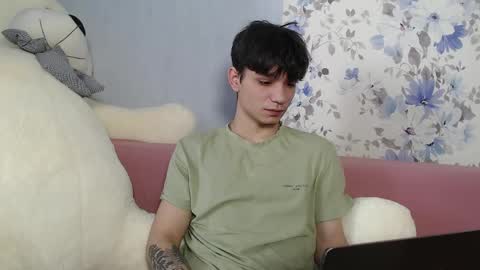 Snapshot of rik_and chatting on 03.07.25 Rick online show from 03.07.25