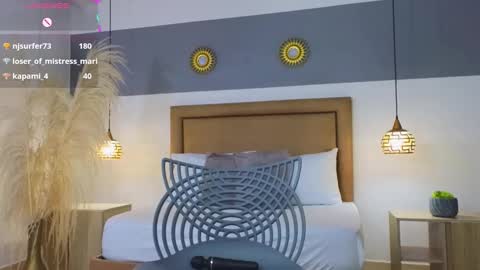 Riley Sierra online show from 02.01.25