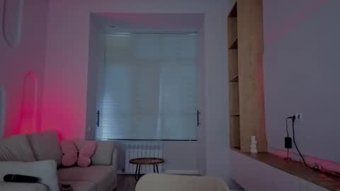 rileymee online show from 09.18.25