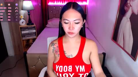 Snapshot of rileymillerx chatting on 12.09.24 Riley online show from 12.09.24