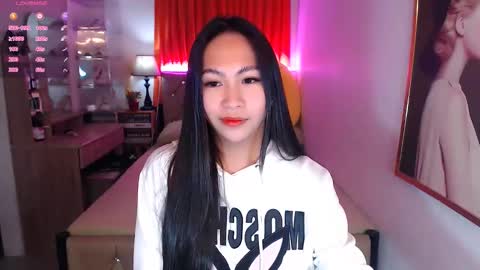 Snapshot of rileymillerx chatting on 01.05.25 Riley online show from 01.05.25