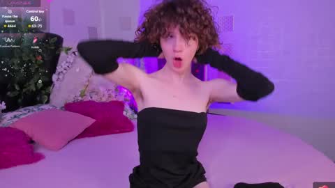 Snapshot of rina_dee chatting on 04.03.26 . Rina . online show from 04.03.26