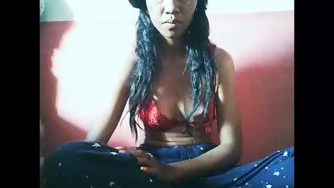 Snapshot of rinahex chatting on 12.01.25 rinahex online show from 12.01.25