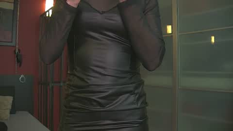 Snapshot of rinathequeen chatting on 02.06.25 rinathequeen online show from 02.06.25