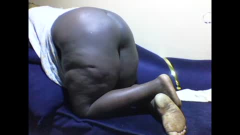 Snapshot of rio_sky chatting on 01.03.25 cookie online show from 01.03.25