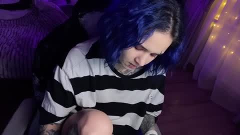   DianaBrite            fansl y online show from 01.14.25