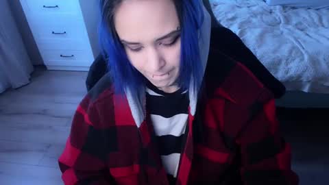   DianaBrite            fansl y online show from 02.23.25