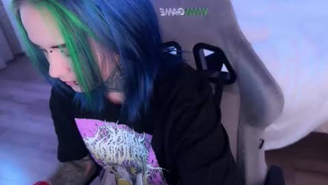   DianaBrite            fansl y online show from 10.08.25