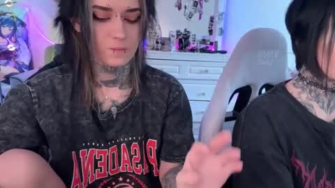   DianaBrite            fansl y online show from 03.08.26