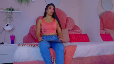 RIRI  online show from 02.05.26