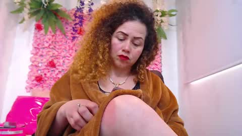 Snapshot of risitos_de_oro_ chatting on 04.18.26 Risitos De Oro online show from 04.18.26
