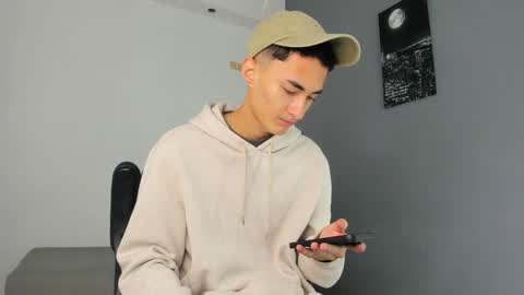 Snapshot of ritchie_alameda chatting on 10.19.25 Ritchie Alameda online show from 10.19.25