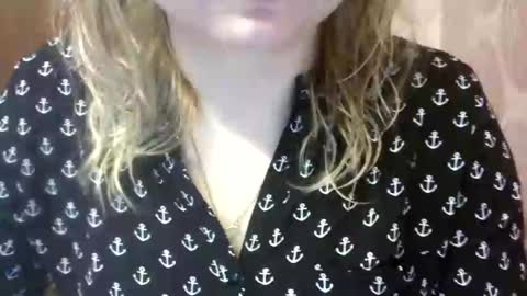 Snapshot of riveramaureen chatting on 01.26.25 RiveraMaureen online show from 01.26.25