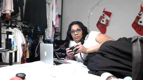 River Saint online show from 01.16.25