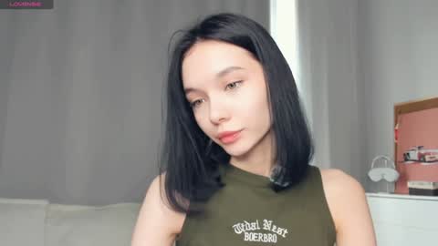 Snapshot of rizz_ky chatting on 12.19.25 Rina online show from 12.19.25