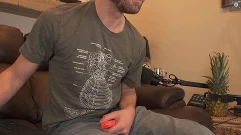 Ryan aka KeylimeRy online show from 01.26.25