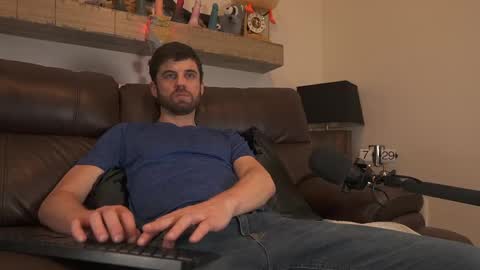 Ryan aka KeylimeRy online show from 02.26.25