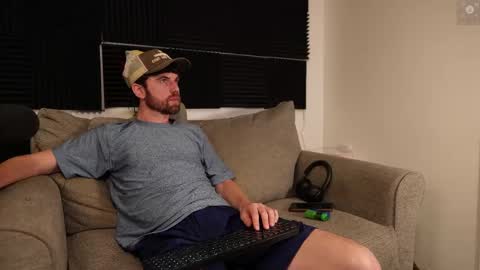 Ryan aka KeylimeRy online show from 10.23.25