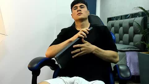 Roan Birkin online show from 09.29.25