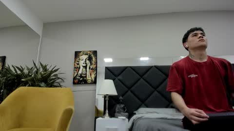 Roan Birkin online show from 02.23.26